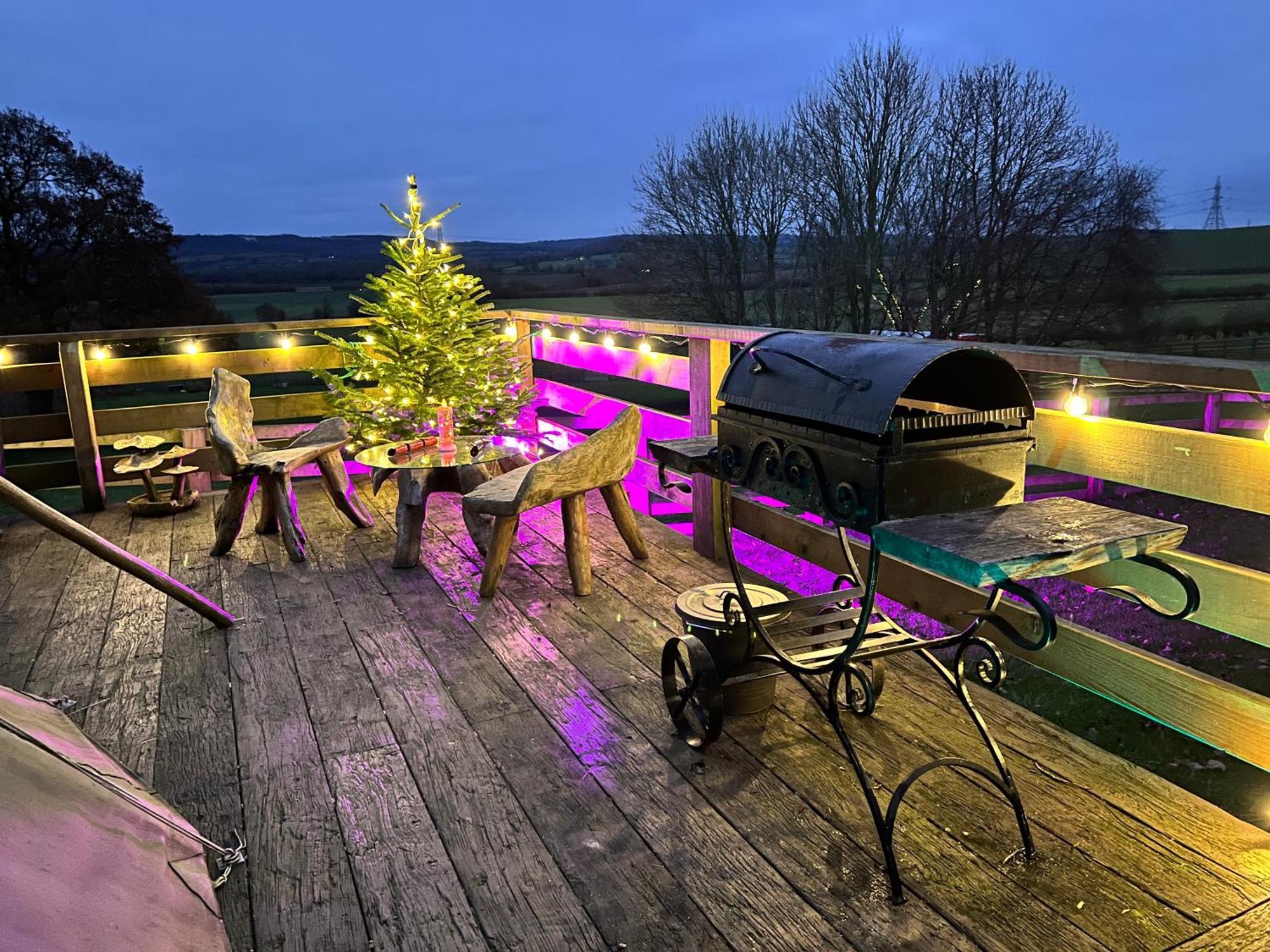 Burtree Country House, Tipi'S, Treehouse & Lodge & House Rooms With Hot Tubs In A Private Garden サースク エクステリア 写真