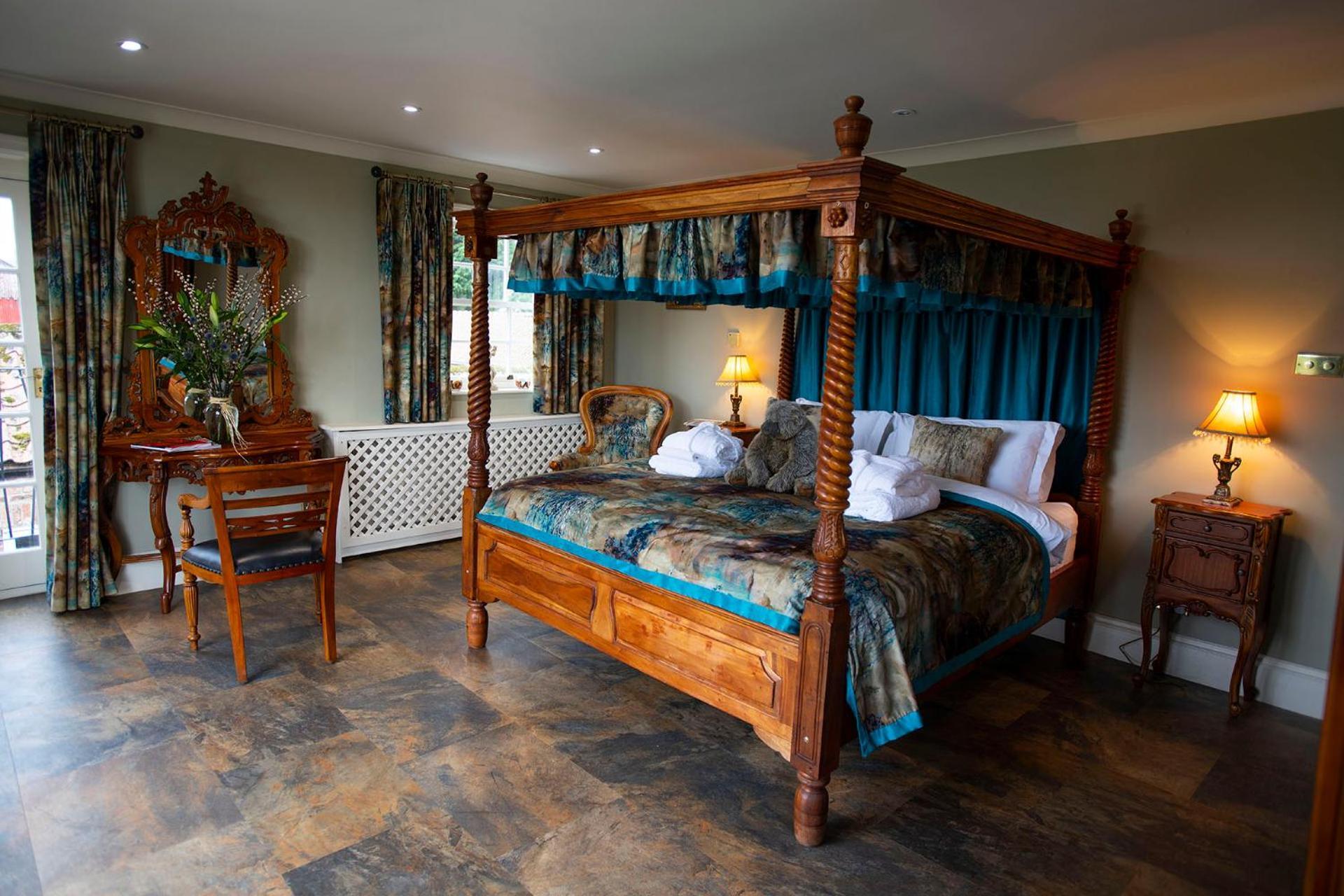 Burtree Country House, Tipi'S, Treehouse & Lodge & House Rooms With Hot Tubs In A Private Garden サースク エクステリア 写真