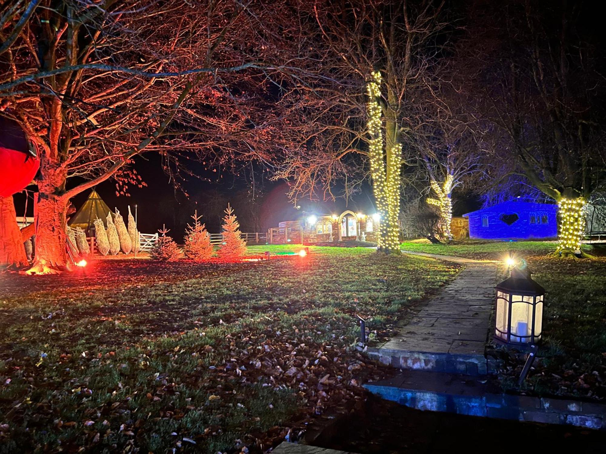 Burtree Country House, Tipi'S, Treehouse & Lodge & House Rooms With Hot Tubs In A Private Garden サースク エクステリア 写真